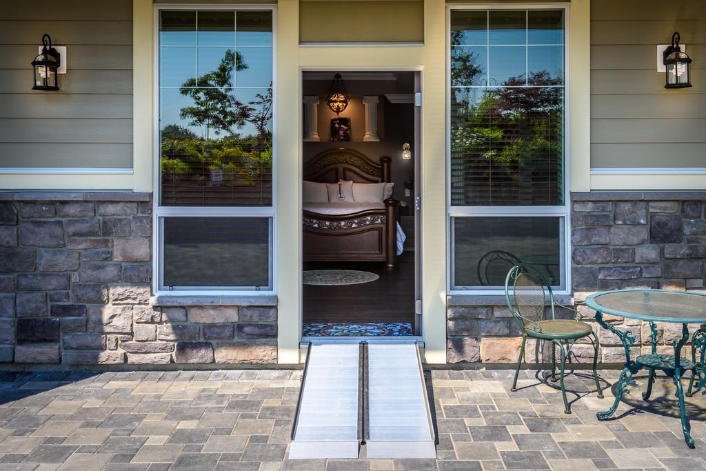 Brookside 5* Abbotsford