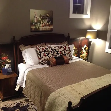Brookside Inn Boutique Hotel Abbotsford Room photo