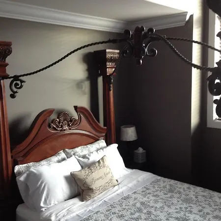 Brookside Inn Boutique Hotel Abbotsford Room photo